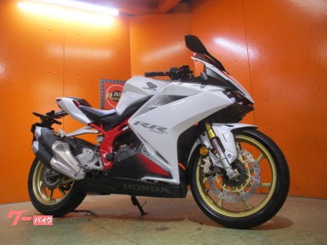 ＣＢＲ２５０ＲＲ　ＡＢＳ　２０２０年モデルチェンジ後４１ＰＳフルパワーモデル　ＥＴＣ　ＵＳＢ電源　純正鍵２本　パールグレアホワイト