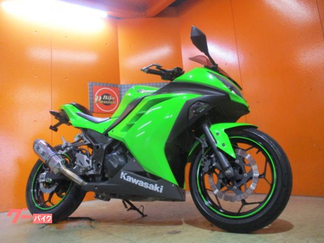 Ｎｉｎｊａ　２５０　２０１５年後期スリーパクラッチモデル　ＬＥＤテール　フェンダーレス　ヨシムラマフラー　ライムグリーン
