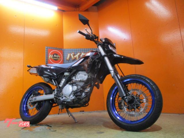 ＤトラッカーＸ　２００８年　フェダーレス　前後タイヤバリ溝