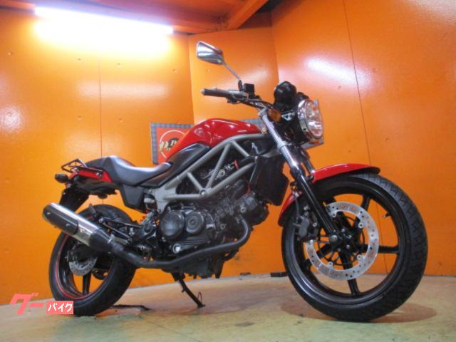 ＶＴＲ２５０　２０１３年マイナーチェンジ後モデル　社外キャリア　純正鍵２本　純正フルノーマル車両　マグナレッド