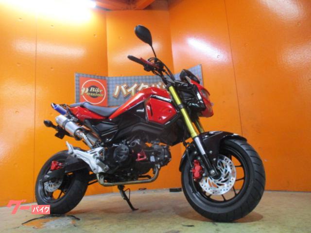 グロム　２０１７年後期四角目モデル　純正フォールディングスキー　社外キャリア　左右アジャスター機能付レバー　２本出しマフラー