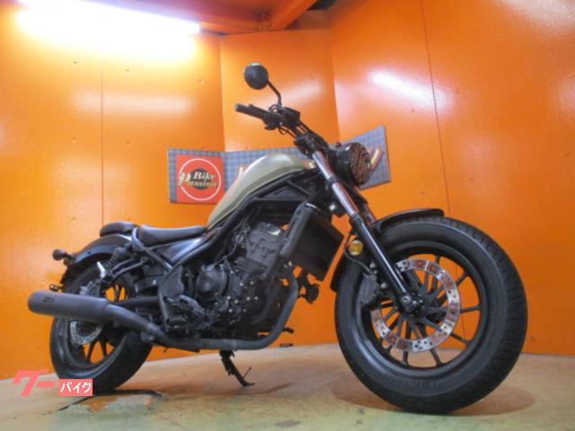 レブル２５０　ＡＢＳ　２０２０年マイチェン後　ガーニッシュ　サイドバッグステー　ワイバーンマフラーブラックエディション　純正鍵２本