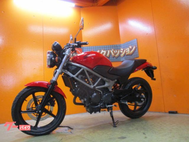 ホンダ VTR250 2013年マイナーチェンジ後モデル マグナ