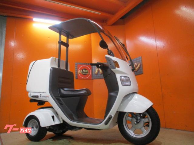 ジャイロキャノピー　車台番号１３２始まり２０２２年ファイナルエディション　ビジネスＢＯＸ　ミニカー改造済　ノーヘル乗車ＯＫ