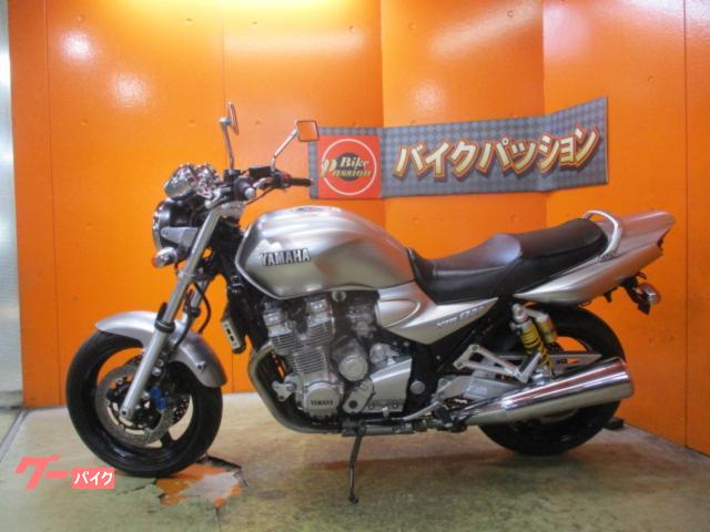 ヤマハ XJR1300 超低走行車 実走行９４１７Km 美品 2003年 平成15年式　マイナーチェンジ後 ヤマハ XJR1300 超低走行車 実走行9417Km 美品 2003年 平成15年式