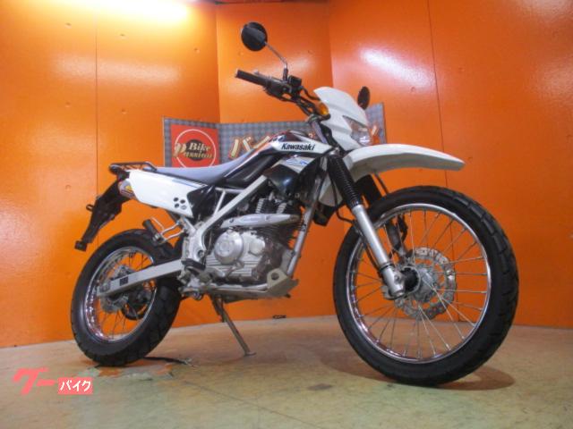カワサキ KLX125 2011年 ブライトホワイト 社外キャリア