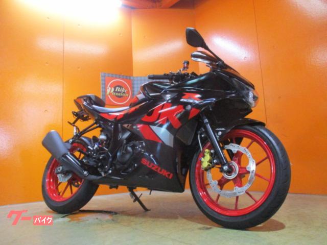 GSX−R125 ABS 社外ブレーキマスター 各所メッシュホース 社外ステップ フェンダーレス 社外レバー ブレースバー USB