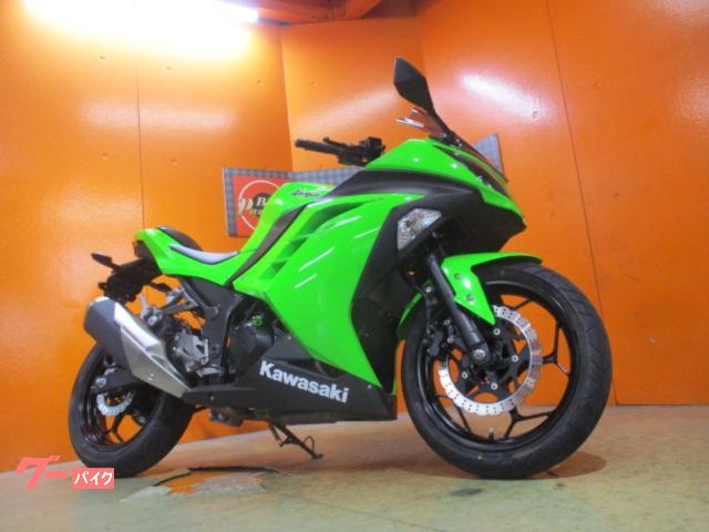 Ｎｉｎｊａ　２５０　２０１５年後期スリーパクラッチ搭載モデル　ライムグリーン　純正フルノーマル車両　純正鍵２本
