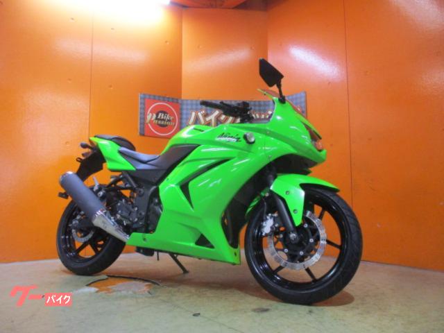 Ｎｉｎｊａ　２５０Ｒ　２０１２年モデル　純正フルノーマル車両　純正キー２本　ライムグリーン