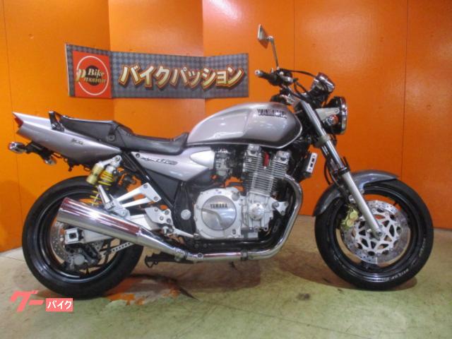 ヤマハ XJR1300 1998年モデル グレーメタリック Fカーボン