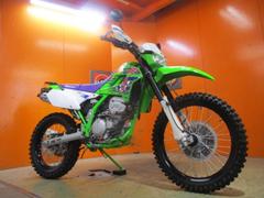 カワサキ　ＫＬＸ２５０　２０１６年ファイナルエディション　ナックルガード　ショートレバー　デルタマフラー　社外キャリア　フェンダーレス