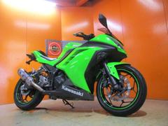 カワサキ　Ｎｉｎｊａ　２５０　２０１５年後期スリーパクラッチモデル　ＬＥＤテール　フェンダーレス　ヨシムラマフラー　ライムグリーン