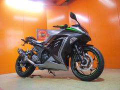 カワサキ　Ｎｉｎｊａ　２５０　ＡＢＳ　２０１５年後期スリーパークラッチ搭載モデル　ヨシムラマフラー　ＥＴＣ　フェンダーレス　社外レバー