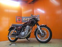 ヤマハ　ＳＲ４００　２０１４年マイナーチェンジ後Ｆｉモデル　ＦＲ新品タイヤ交換済み　セパハン　キャプトンマフラー　カフェレーサーカスタム