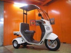 ホンダ　ジャイロキャノピー　　２０１８年モデル　ミニカー改造済　ノーヘル乗車ＯＫ　法定速度３０ｋｍ解除　ＦＲタイヤバリ溝　ワイパー新品