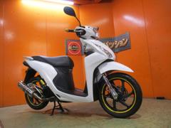 ホンダ　Ｄｉｏ１１０　２０１５年ＪＦ５８モデル　社外マフラー　アイドリングストップ　純正キー２本　パールジャスミンホワイト