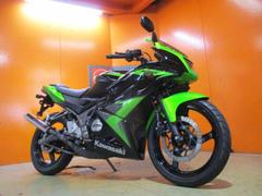 カワサキ　Ｎｉｎｊａ　ＲＲ１５０　２０１５年モデル　２ＳＴ　最高出力２８．５ＰＳ　純正フルノーマル車両　純正鍵２本