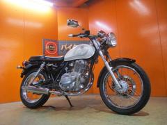 スズキ　ＳＴ２５０　Ｅタイプ　２０１２年　Ｆｉモデル　パールネブラーブラックパールミラージュホワイト
