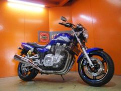 ヤマハ　ＸＪＲ１３００　２００５年モデル　赤キー有鍵３本　シフトインジケーター装備　キャブＯＨ済み　前後タイヤ　純正フルノーマル車