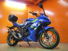 スズキ　ＧＩＸＸＥＲ　ＳＦ　１５０　ＦＩ　２０１８年モデル　ＥＴＣ　ＵＳＢ　社外キャリア　ＧｉｖｉＲＢＯＸ　社外マフラー　フルオプション車