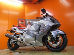スズキ　ハヤブサ（ＧＳＸ１３００Ｒ　Ｈａｙａｂｕｓａ）　２００４年　ＳＰ忠雄フルエキ１本だし　エンジンガード　スモークスクリーン　フェンレ