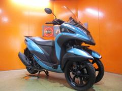ヤマハ　トリシティ１２５ＡＢＳ　２０１８年純正ＬＥＤヘッドライトモデル　ロングスクリーン　社外キャリア　追加ステップ　純正鍵２本