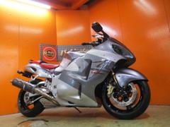 スズキ　ハヤブサ（ＧＳＸ１３００Ｒ　Ｈａｙａｂｕｓａ）　２００４年　ＳＰ忠雄フルエキ１本だし　エンジンガード　スモークスクリーン　フェンレ