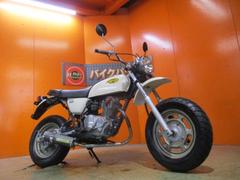 ホンダ　Ａｐｅ　２００４年　モリワキマフラー　クリアウインカー　ブレースバー　クラシカルホワイト