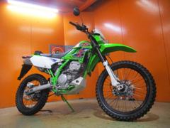 カワサキ　ＫＬＸ２５０　２０１６年ファイナルディション　前後タイヤバリ溝　ライムグリーン　純正ツールバッグ装備　純正フルノーマル車両