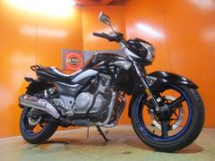 スズキ　ＧＳＲ２５０　２０１３年　左右アジャスター機能付社外レバー　エンジンガード　社外キャリア　パールネブラーブラック