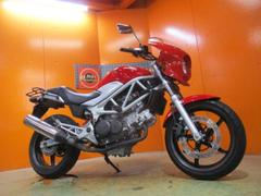 ホンダ　ＶＴＲ２５０　２００９年Ｆｉ　ビキニカウル　ＥＴＣ　エンジンスライダー　社外キャリア　アジャスター機能付社外レバー　ブレースバー
