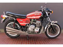 ＢＥＮＥＬＬＩ　ＢＥＮＥＬＬＩ　７５０Ｓｅｉ　空冷６気筒・６本出しサイクロンマフラー