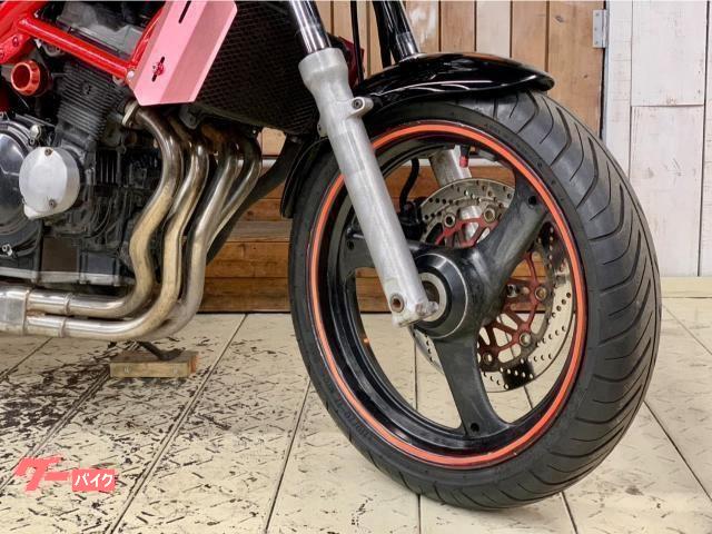 スズキ Ｂａｎｄｉｔ２５０Ｖ　ビキニカウル　ワンズサイレンサー　ＬＥＤヘッドライトバルブ＆ウィンカー　タンデムバーの画像（神奈川県