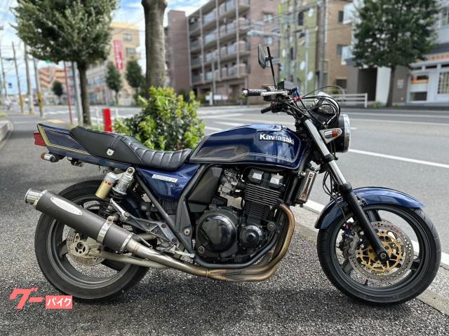 ＺＲＸ４００−II　ＭＫ２カラー　アップハンドル　ＳＴＲＩＫＥＲカーボン　Ｒフェンダーレス仕様