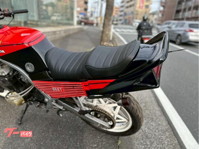 ホンダ CBR400F 黒/赤 社外マフラー タックロールシート ホンダ CBR400F 黒/赤 社外マフラー タックロールシート