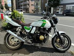 ヤマハ　ＸＪＲ４００　スペシャルカスタムカラー　ＵＰハンドル　４−２−１マフラー　ＢＥＥＴ　タックロールシート　アウトバーンテール