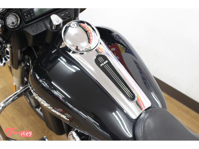 ＨＡＲＬＥＹ－ＤＡＶＩＤＳＯＮ ＦＬＨＸ ストリートグライド／ＥＴＣ車載器付き／エンジンガード ／パニア／パニアガード／｜バイク館港北ニュータウン店｜新車・中古バイクなら【グーバイク】