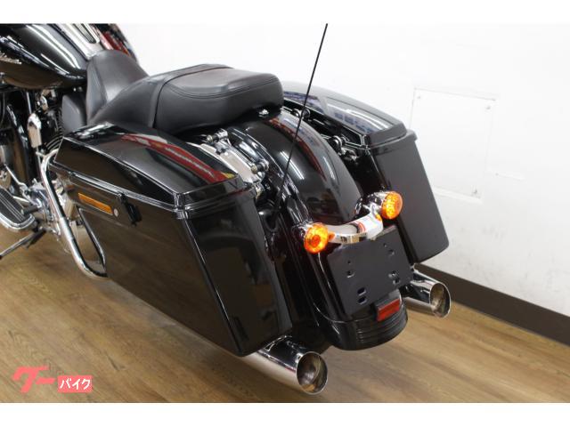 ＨＡＲＬＥＹ－ＤＡＶＩＤＳＯＮ ＦＬＨＸ ストリートグライド／ＥＴＣ車載器付き／エンジンガード ／パニア／パニアガード／｜バイク館港北ニュータウン店｜新車・中古バイクなら【グーバイク】