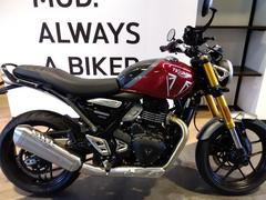 ＴＲＩＵＭＰＨ　スピード４００　ＥＴＣ２．０装着済み