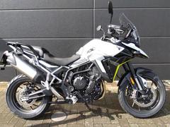 ＴＲＩＵＭＰＨ　タイガー９００ＧＴ　ＰＲＯ