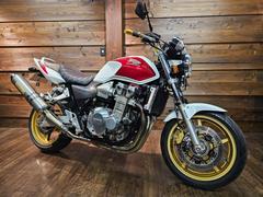 ホンダ　ＣＢ１３００Ｓｕｐｅｒ　Ｆｏｕｒ　モリワキフルエキ　タックロールシート　フェンダーレス