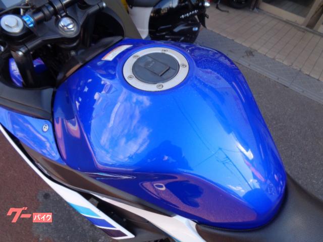 スズキ ＧＳＸ２５０Ｒ 水冷４サイクル２気筒ＯＨＣエンジン フューエルインジェクション車 ＥＴＣ２．０＆ＵＳＢ電源付き ブルー ＆ホワイト｜アットバイク｜新車・中古バイクなら【グーバイク】