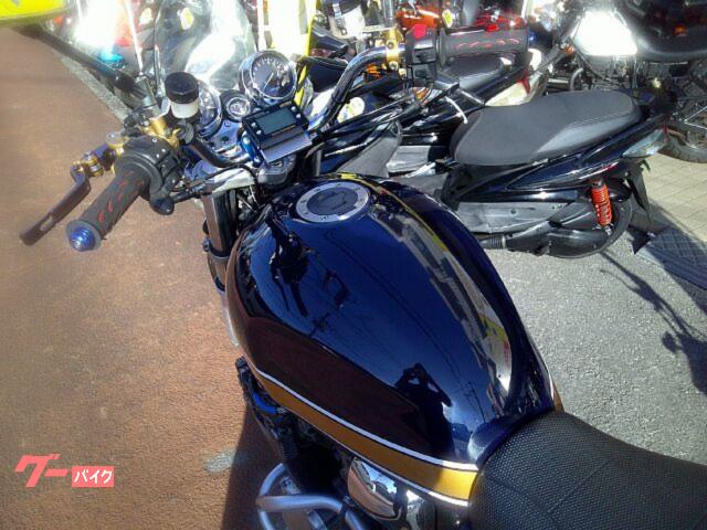 スズキ INAZUMA1200 油冷4サイクル4気筒エンジン
