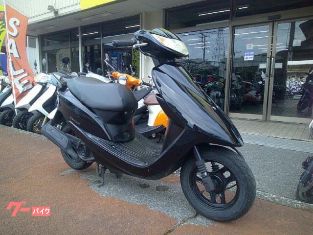 Ｄｉｏ　４サイクルエンジン　フューエルインジェクション車　スポイラー付き　ブラック