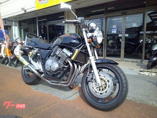 ＣＢ４００Ｓｕｐｅｒ　Ｆｏｕｒ　水冷４サイクル４気筒エンジン　ＲＰＭ集合マフラー　タンデムバー　ブラック