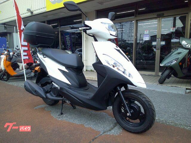 ジョグ１２５　ＳＥＪ５Ｊ　２０２３年モデル　リヤボックス付き　ホワイト