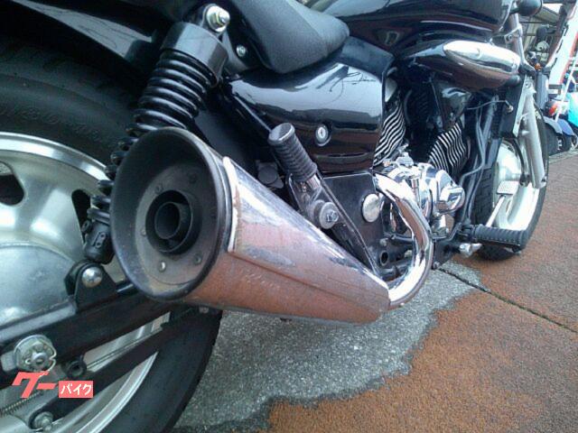 カワサキ エリミネーター250V 水冷4サイクルVツインエンジン