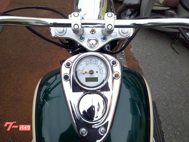 ホンダ シャドウ400 水冷Vツインエンジン スラッシュカット