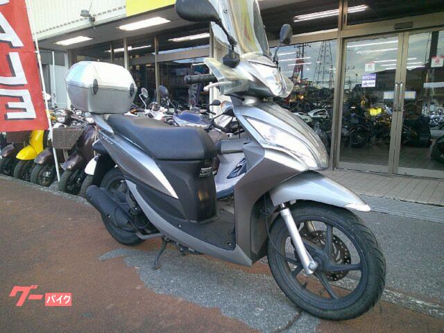 Ｄｉｏ１１０　４サイクルエンジン　フューエルインジェクション　リヤボックス付き　シルバー