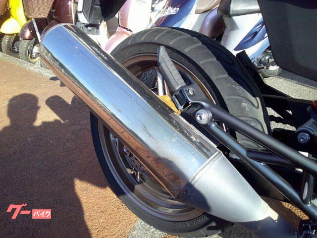 ホンダ VTR250F 水冷4サイクルVツインエンジン ブラック